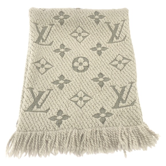 LOUIS VUITTON Gray Scarf - Picture 1 of 4
